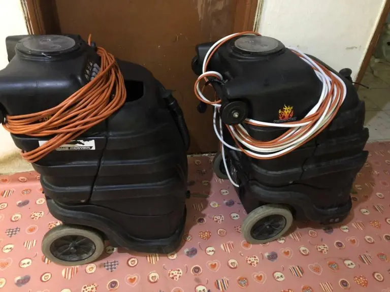 ماكينة بخار تنظيف السجاد